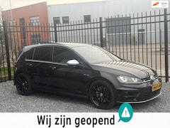 Volkswagen Golf - 2.0 TSI R 4Motion 400PKCARBONPANOXENONDSGCARPLAY