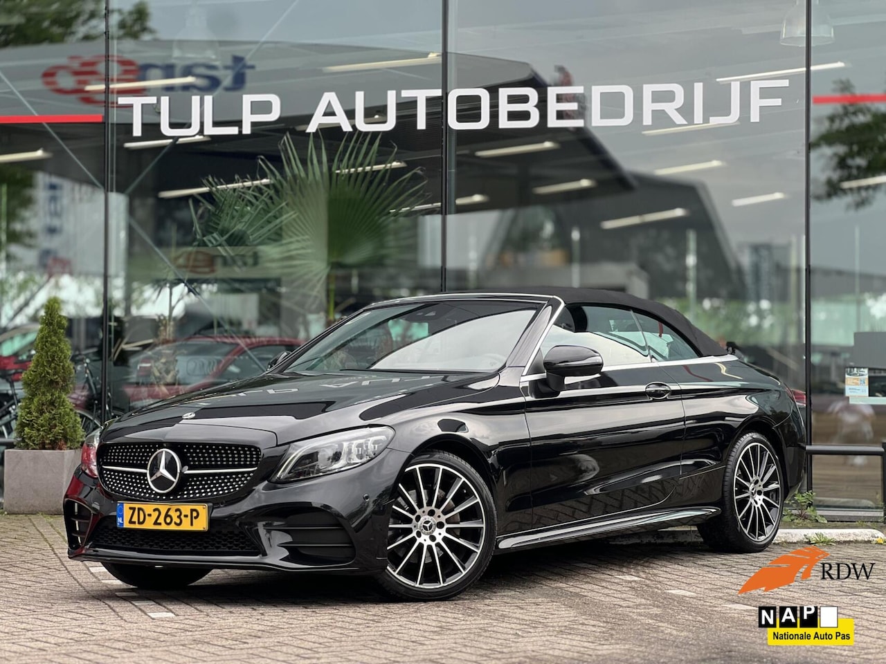 Mercedes-Benz C-klasse Cabrio - 180 Premium Plus Pack AMG NL NAP - AutoWereld.nl