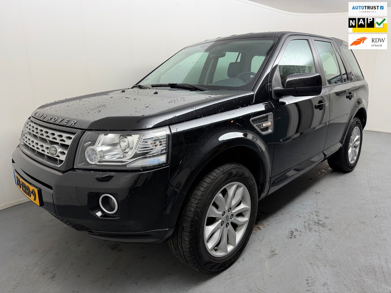 Land Rover Freelander - Si4 SE # Leder # Navi # Pdc # Trekhaak # Led # Lmv # Nap - AutoWereld.nl