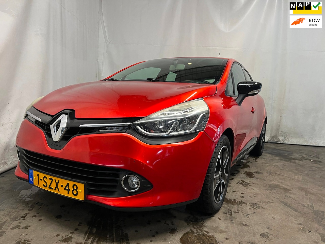 Renault Clio - 0.9 TCe Expression SCHADEAUTO! - AutoWereld.nl