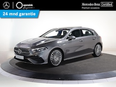Mercedes-Benz A-klasse - 180 Star Edition AMG Line LIMITED | Panoramaschuifdak | Head-up display | Multibeam LED |