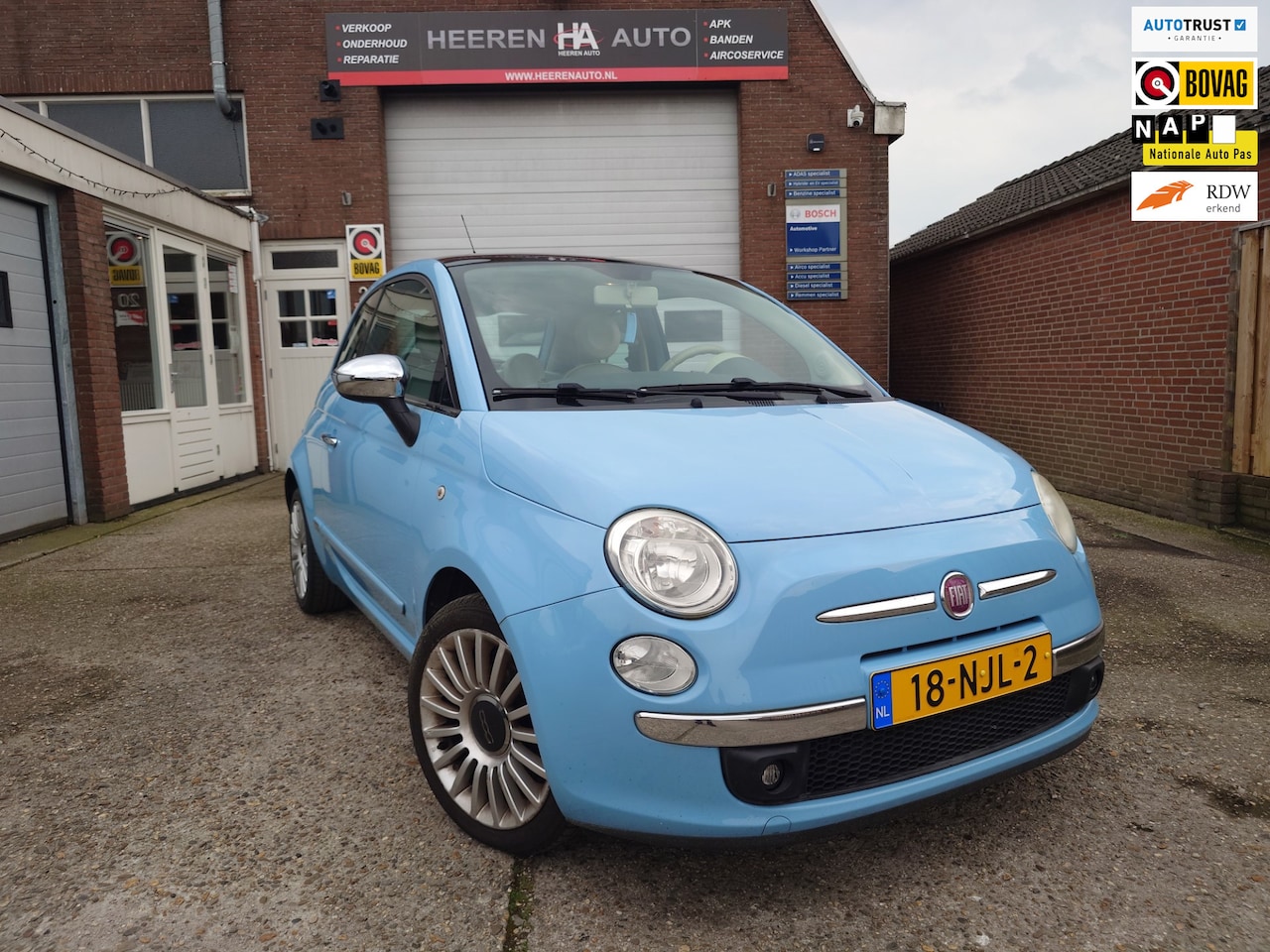 Fiat 500 - 0.9 TwinAir Lounge 0.9 TwinAir Lounge, Panorama, Airco - AutoWereld.nl