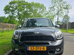 MINI Countryman - 2.0 Cooper SD ALL4 Chili 4x4 leest text versnellingsbak maakt geluid auto is wel rijdbaar