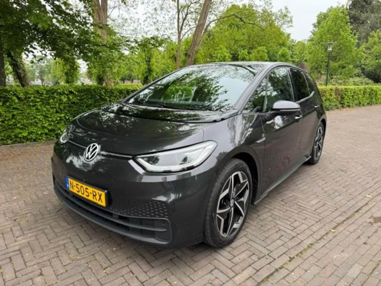 Volkswagen ID.3 - Pro S 77kWh SOH 90,6% Assistance+ Comfort/Design/Led/360Camera/Fabrieksgarantie - AutoWereld.nl