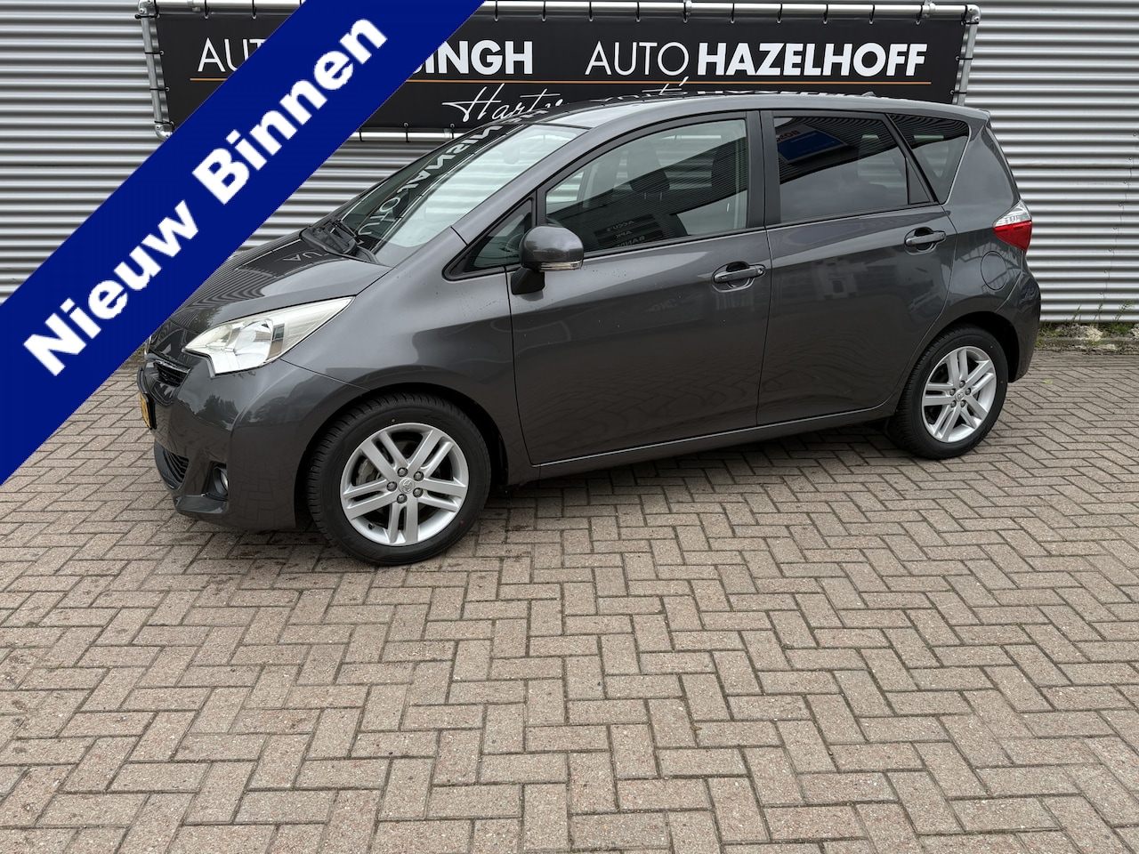 Toyota Verso S - 1.3 VVT-i Dynamic Automaat! Slechts 87.455km! | Camera | Clima | Hoge Zit | Keyless | Crui - AutoWereld.nl
