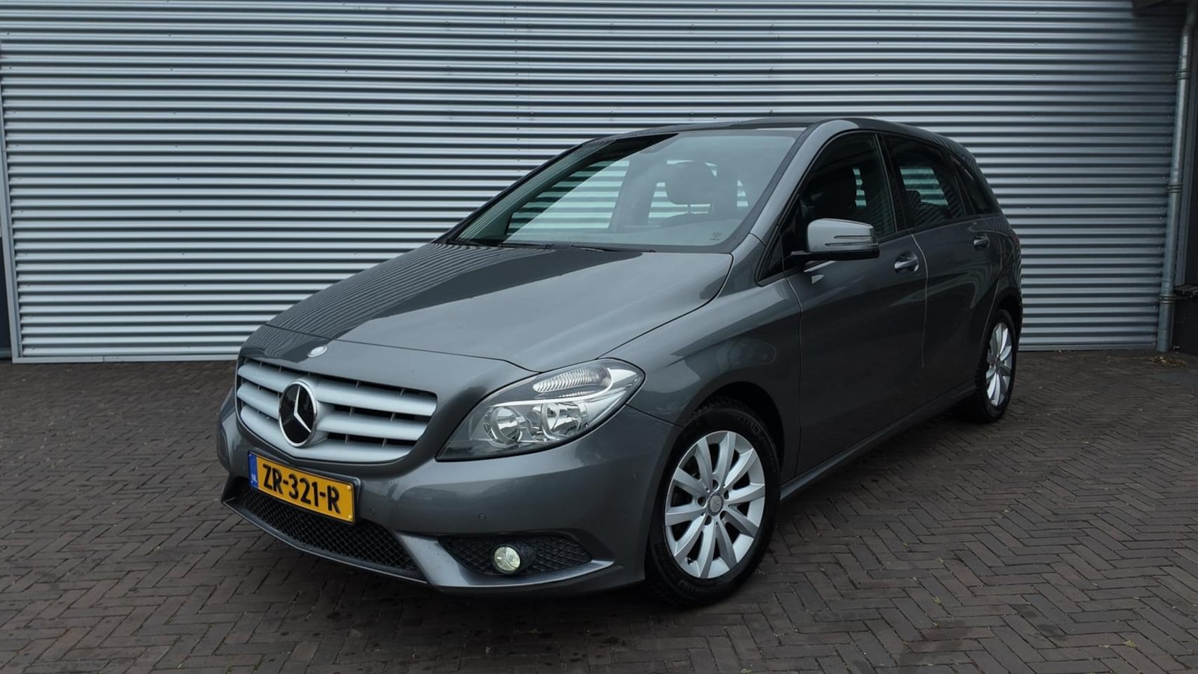 Mercedes-Benz B-klasse - 180 180 - AutoWereld.nl