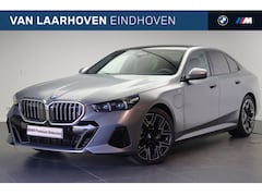 BMW 5-serie - 530e M Sport Automaat / Panoramadak / Adaptieve LED / Comfort Access / Stoelventilatie / P