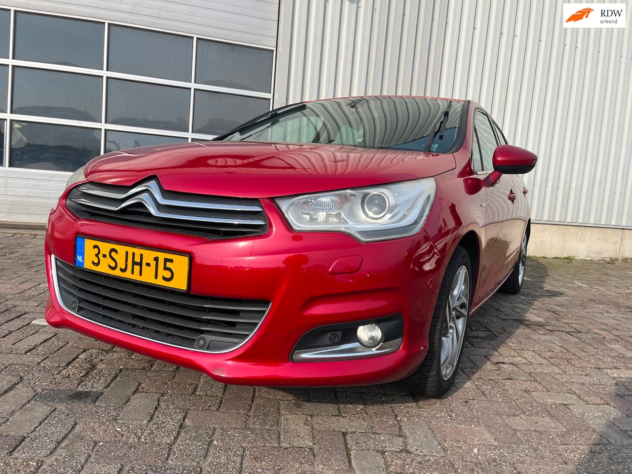 Citroën C4 - 1.6 THP Exclusive EGS SCHADEAUTO!! - AutoWereld.nl