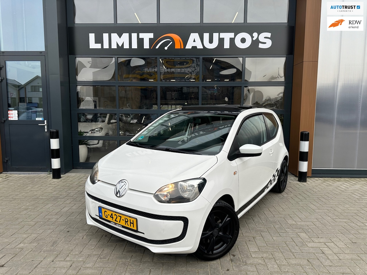 Volkswagen Up! - 1.0 high up!/Pano/Elek.Ramen/Airco/Lmv/Apk! - AutoWereld.nl