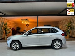 Skoda Kamiq - 1.0 TSI Style Garantie Carplay StoelVW Lane Ass Front Ass DAB Cruise Clima Navi LED Rijkla