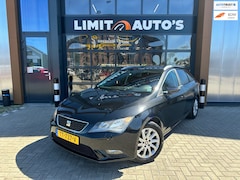 SEAT Leon ST - 1.2 TSI Style Climate/Cruise/El.ramen/St.verwarming/Pdc/Trekhaak//6Bak/Lmv/Apk