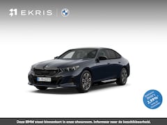 BMW i5 - M60 xDrive Sedan | M Sportpakket Pro | Innovation Pack | Travel Pack | Comfort Pack | Show