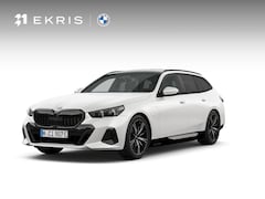 BMW 5-serie Touring - 530e | M Sportpakket Pro | Pano | Trekhaak | Harman Kardon