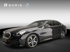 BMW i5 - Sedan eDrive40 | M-Sportpakket | LED | HUD | Active cruise | Trekhaak | Panoramadak | Comf