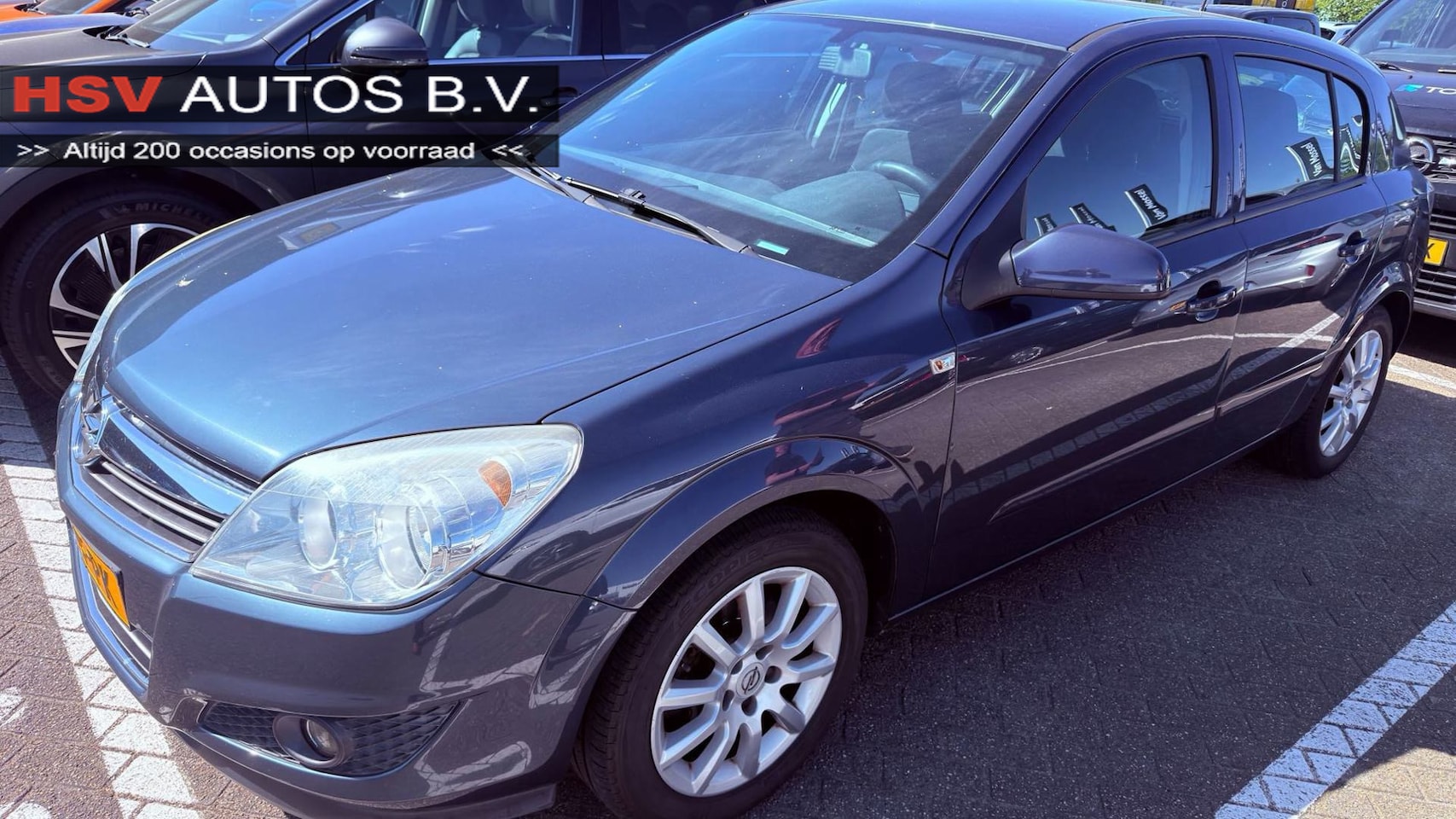 Opel Astra - 1.6 Temptation airco LM 4-deurs - AutoWereld.nl