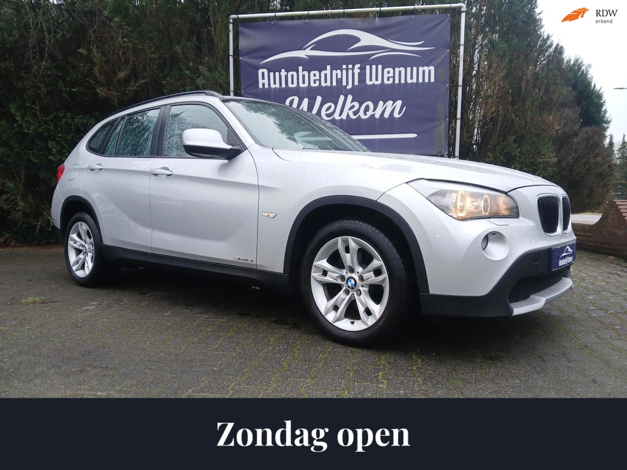 BMW X1 - sDrive18i Executive SDrive18i Executive, NAVI, Xenon, Stoelverw., LM velgen, PDC, enz. - AutoWereld.nl