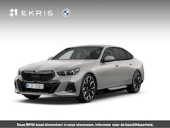 BMW 5-serie - 530e M Sport Edition | M Sportpakket Pro | Innovation Pack | Travel Pack | Panoramadak
