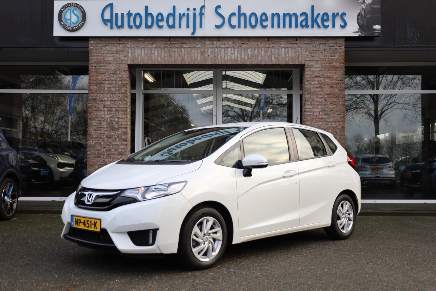 Honda Jazz - 1.3 i-VTEC Comfort TREKHAAK STOELVERWARMING CRUISE AIRCO BT-TELEFOONVERB. 2xPDC LMV NAP DE - AutoWereld.nl
