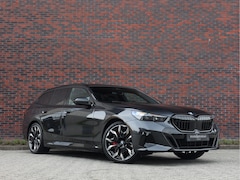BMW 5-serie Touring - 550e xDrive | Trekhaak - M Sport Pro - Alcantara