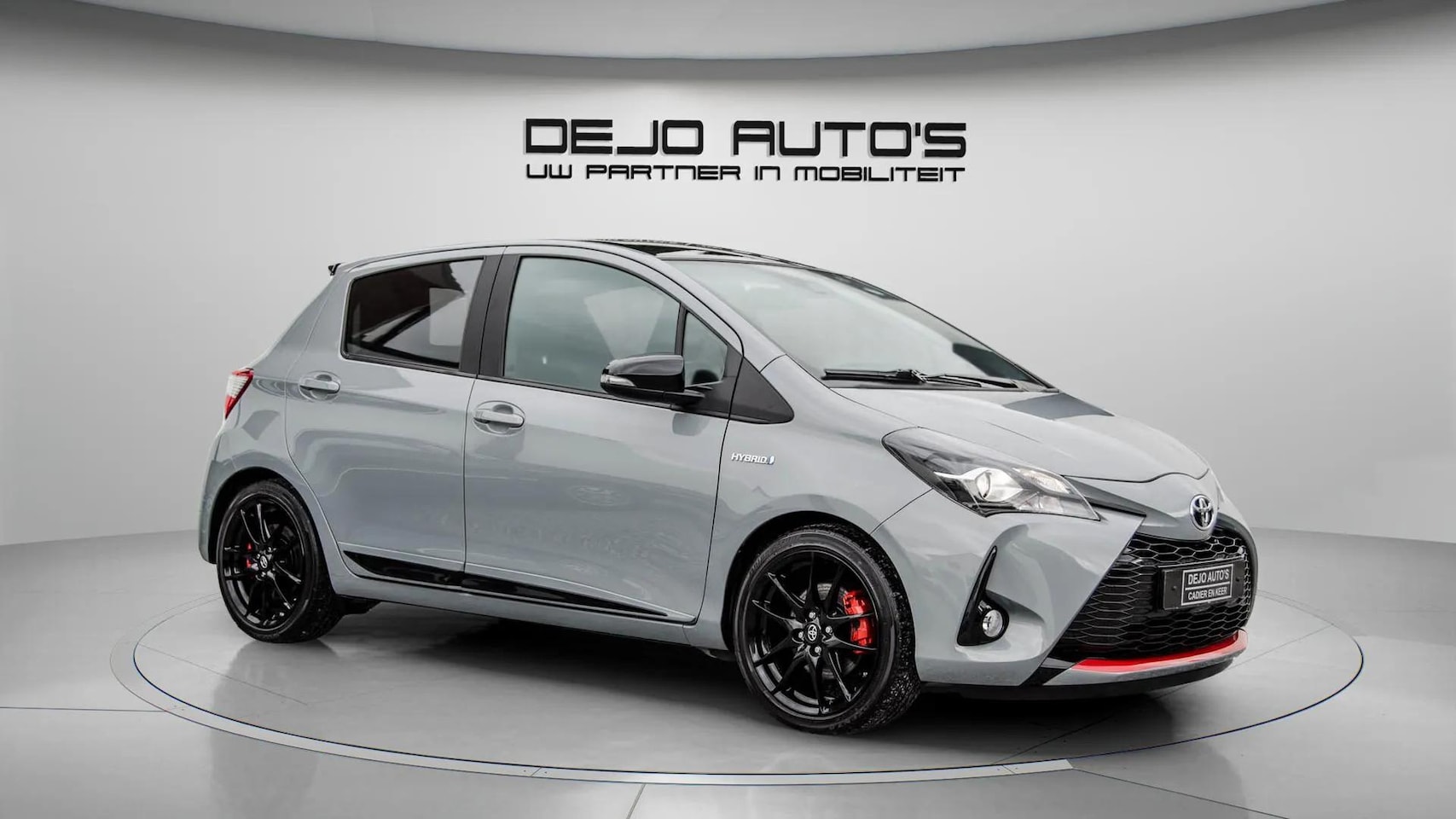 Toyota Yaris - 1.5 HYBRID GR-SPORT NAVI HALF LEDER CRUISE CONTROL CAMERA - AutoWereld.nl