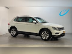 Volkswagen Tiguan - 1.5 TSI 150pk DSG ACT Comfortline Business Navigatie Parkeersensoren App-Connect DAB+