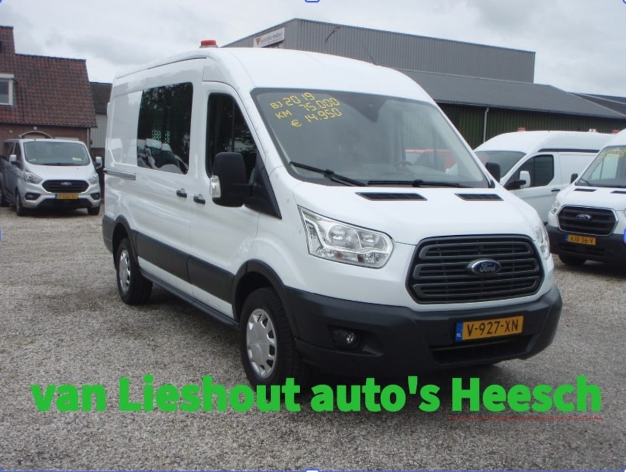 Ford Transit - 350 L2H2 zeer nette Trend 75780 km bj 2019 - AutoWereld.nl