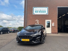 Ford Focus - 1.5 EcoBoost ST Line Business B&O AUTOMAAT