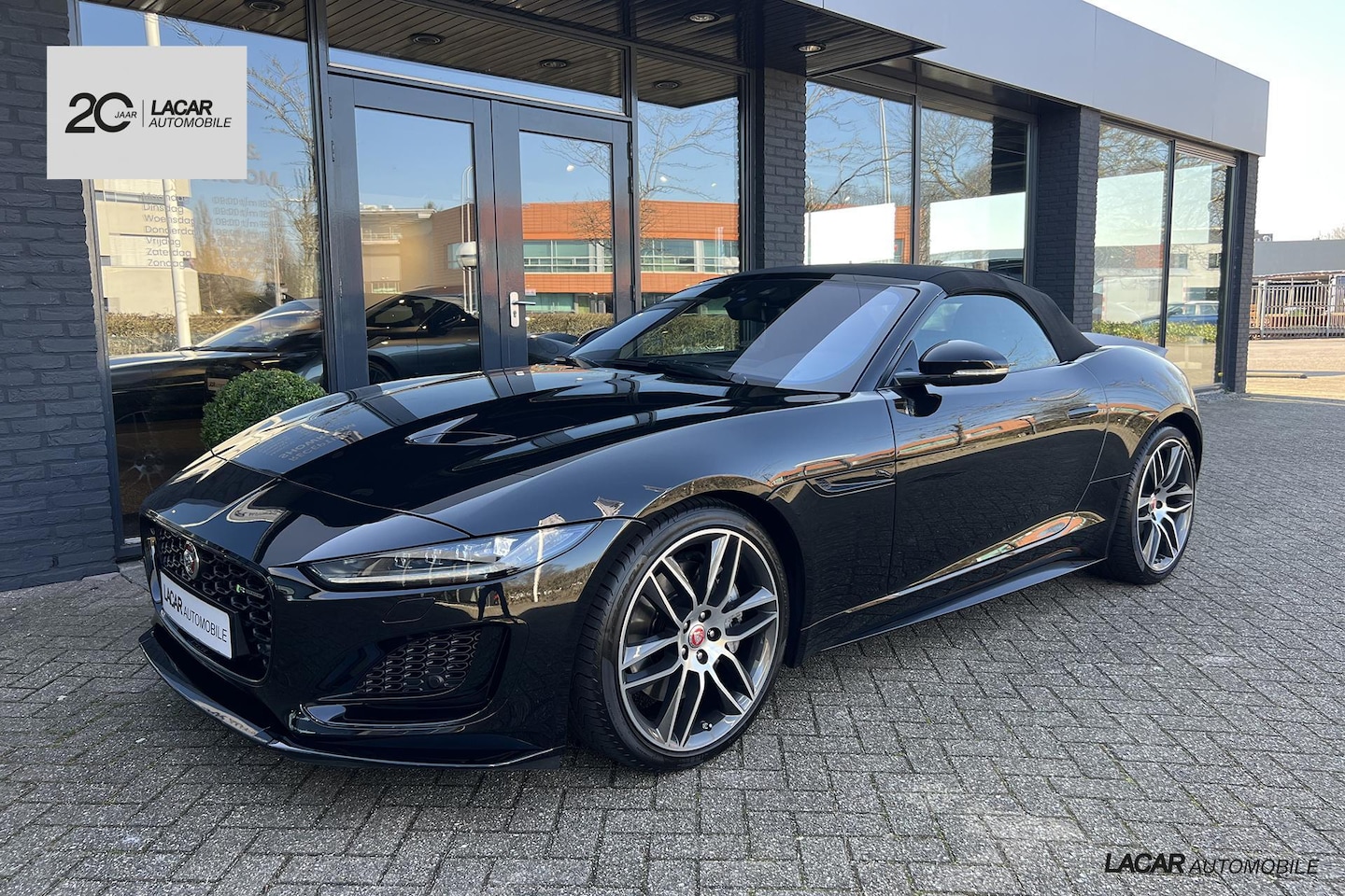 Jaguar F-type - P300 RWD I R-Dynamic I Dealer ond. I - AutoWereld.nl
