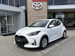 Toyota Yaris - 1.5 Hybrid 115 Active NIEUW DIRECT LEVERBAAR OP VOORAAD CARPLAY/ ANDROID
