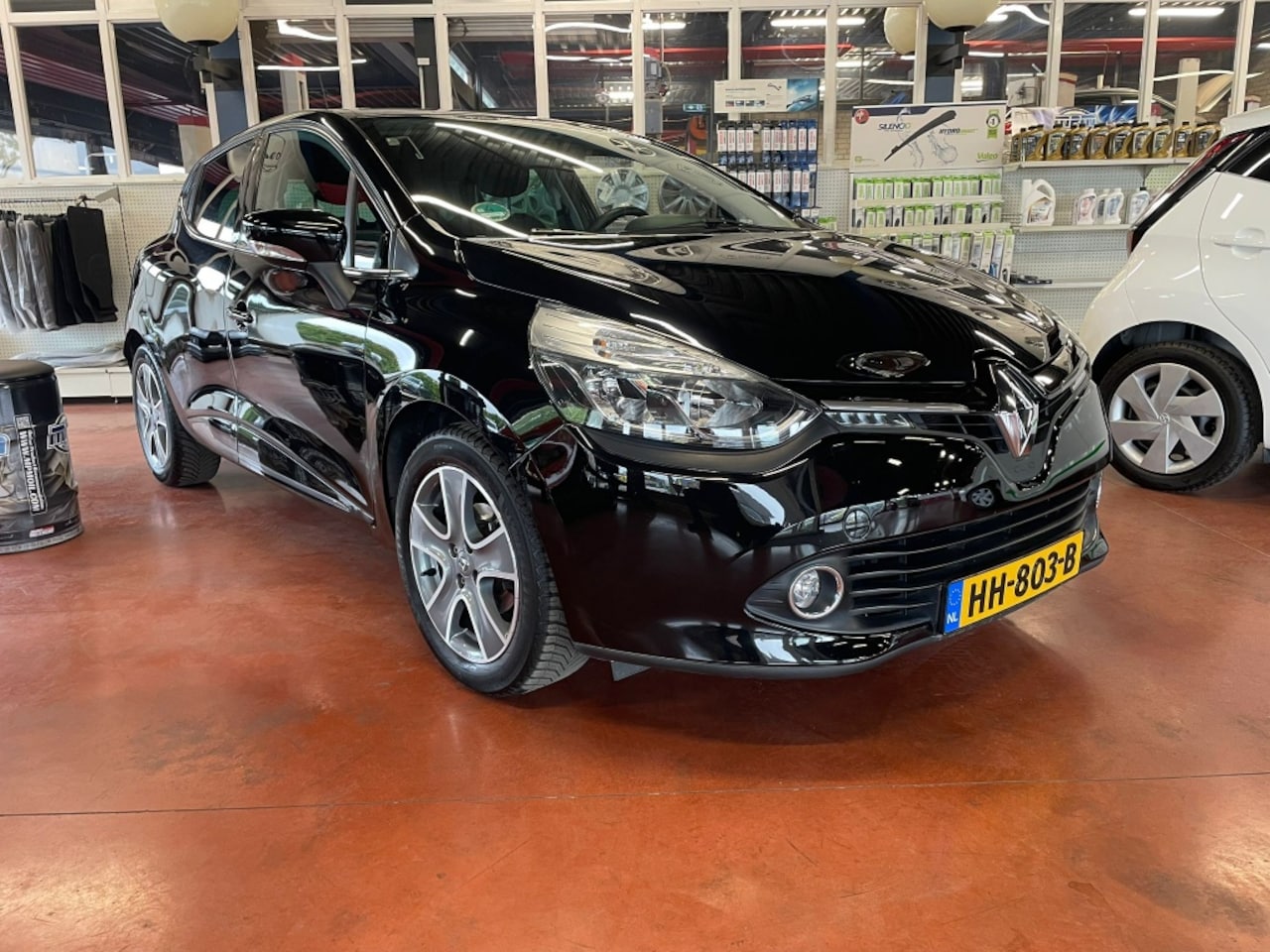 Renault Clio - 0.9 TCe Night&Day - AutoWereld.nl