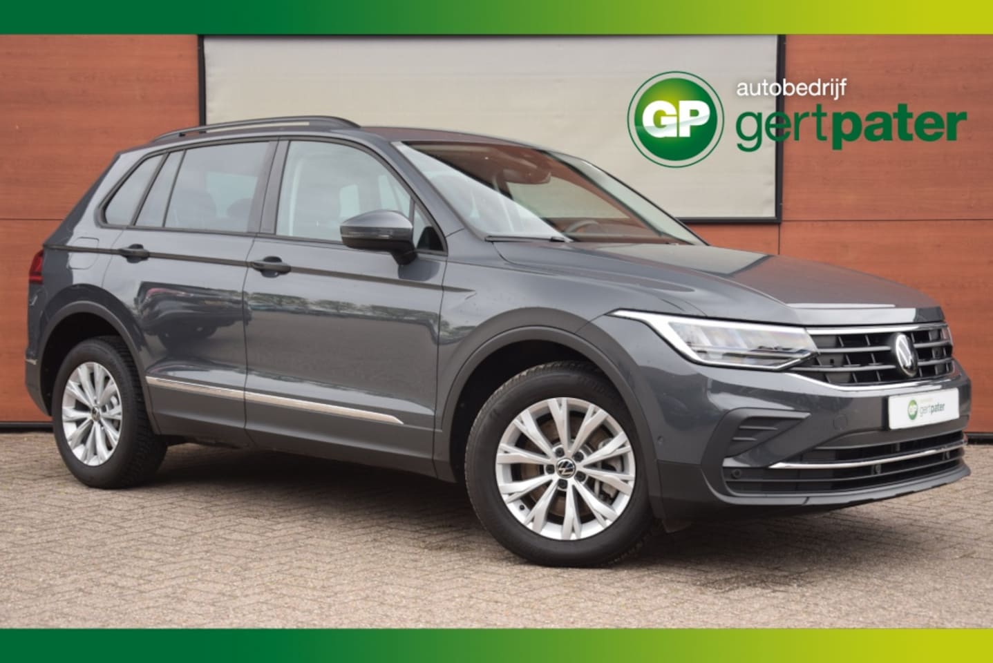 Volkswagen Tiguan - 1.4TSI eHybrid Life Clima/ParkAssist/Camera - AutoWereld.nl