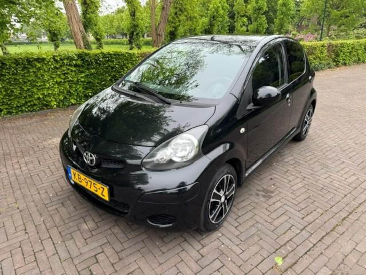 Toyota Aygo - 1.0-12v Dynamic Navigator/Airco/LMV/APK - AutoWereld.nl
