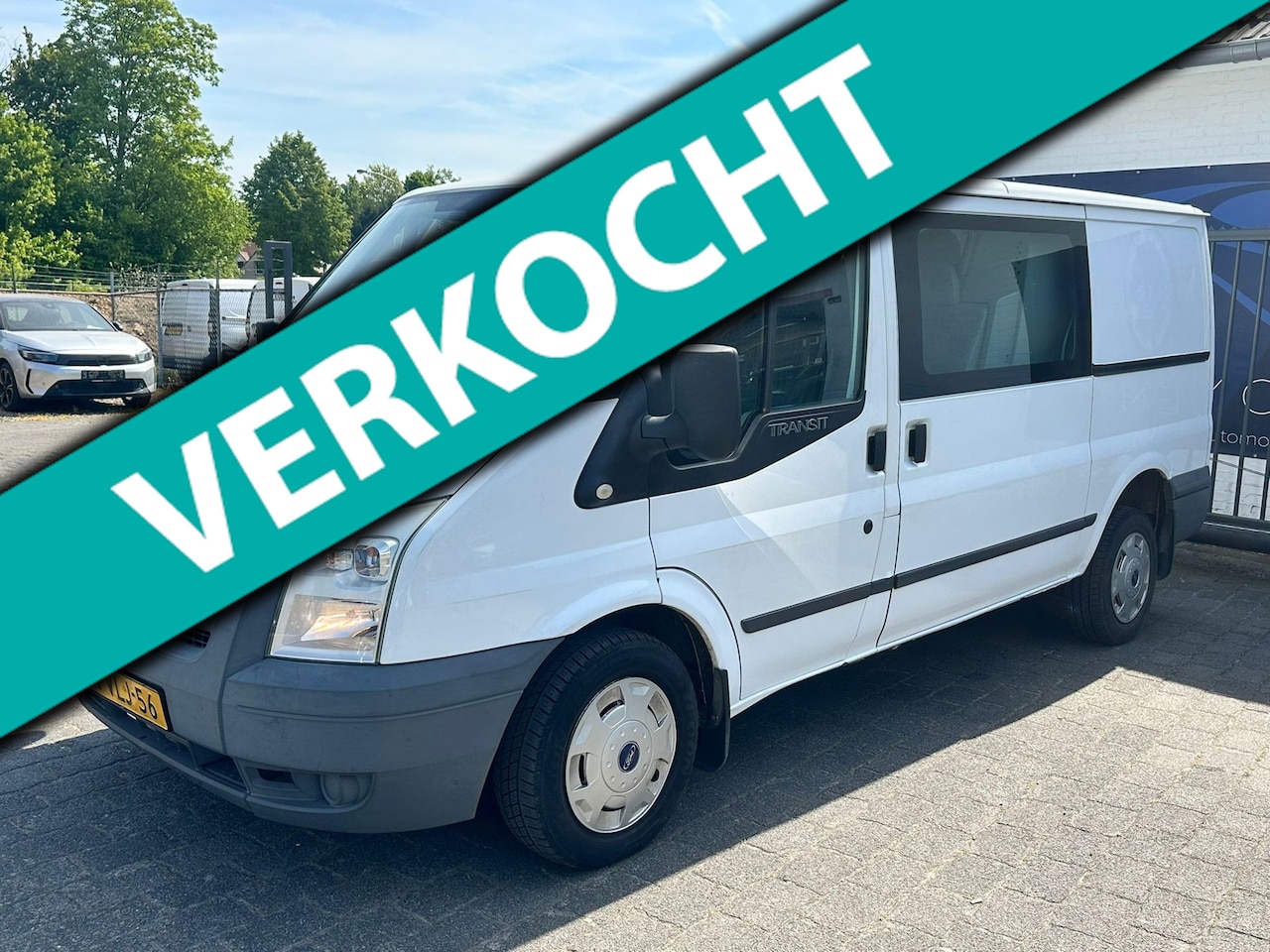 Ford Transit - 280M 2.2 TDCI SHD DC / TREKHAAK / AIRCO / CRUISE CONTORL / 5 PERSOONS / NAP!! - AutoWereld.nl