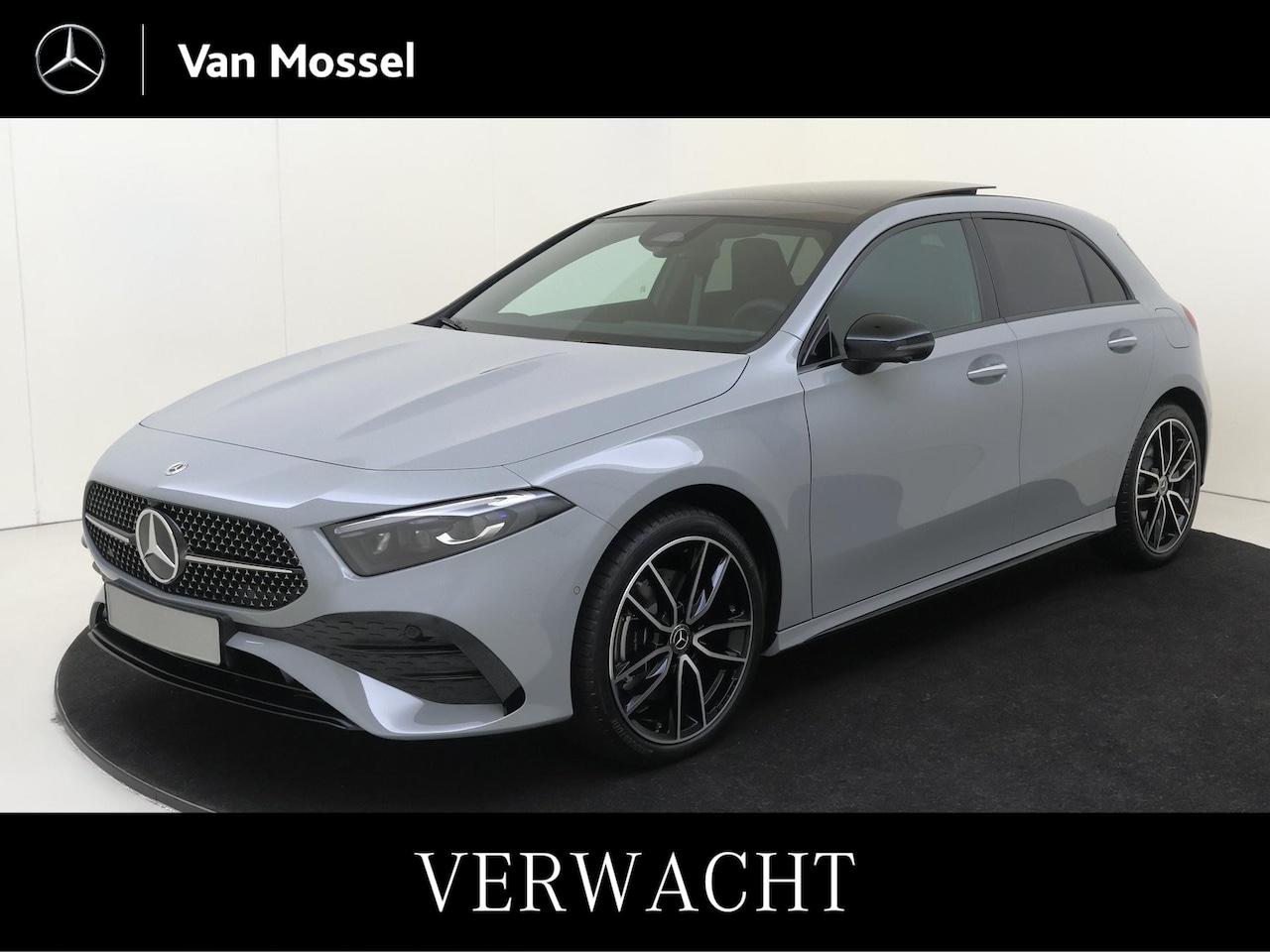 Mercedes-Benz A-klasse - 250 e 140 Year Edition / Panoramadak / Sfeerverlichting / 19inch / Night-Pakket / - AutoWereld.nl