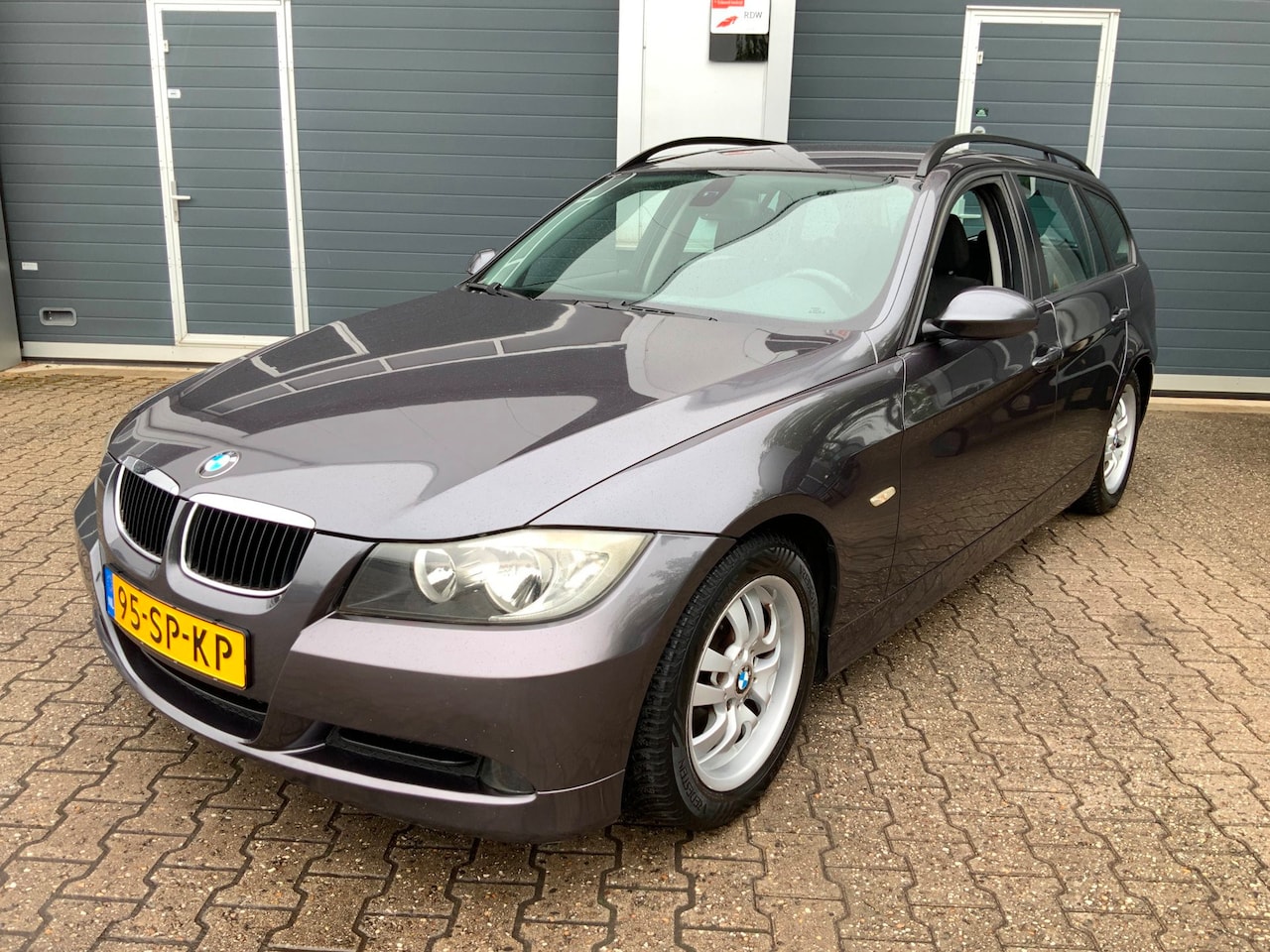 BMW 3-serie Touring - 318i APK 2-2027 - AutoWereld.nl