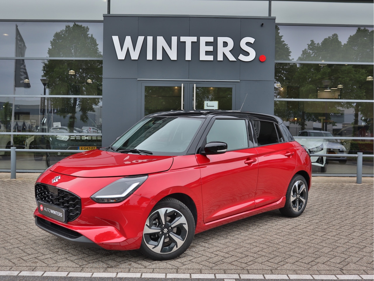 Suzuki Swift - 1.2 Style Smart Hybrid CVT Automaat | Navigatie | Stoelverwarming | Camera | Climate Contr - AutoWereld.nl