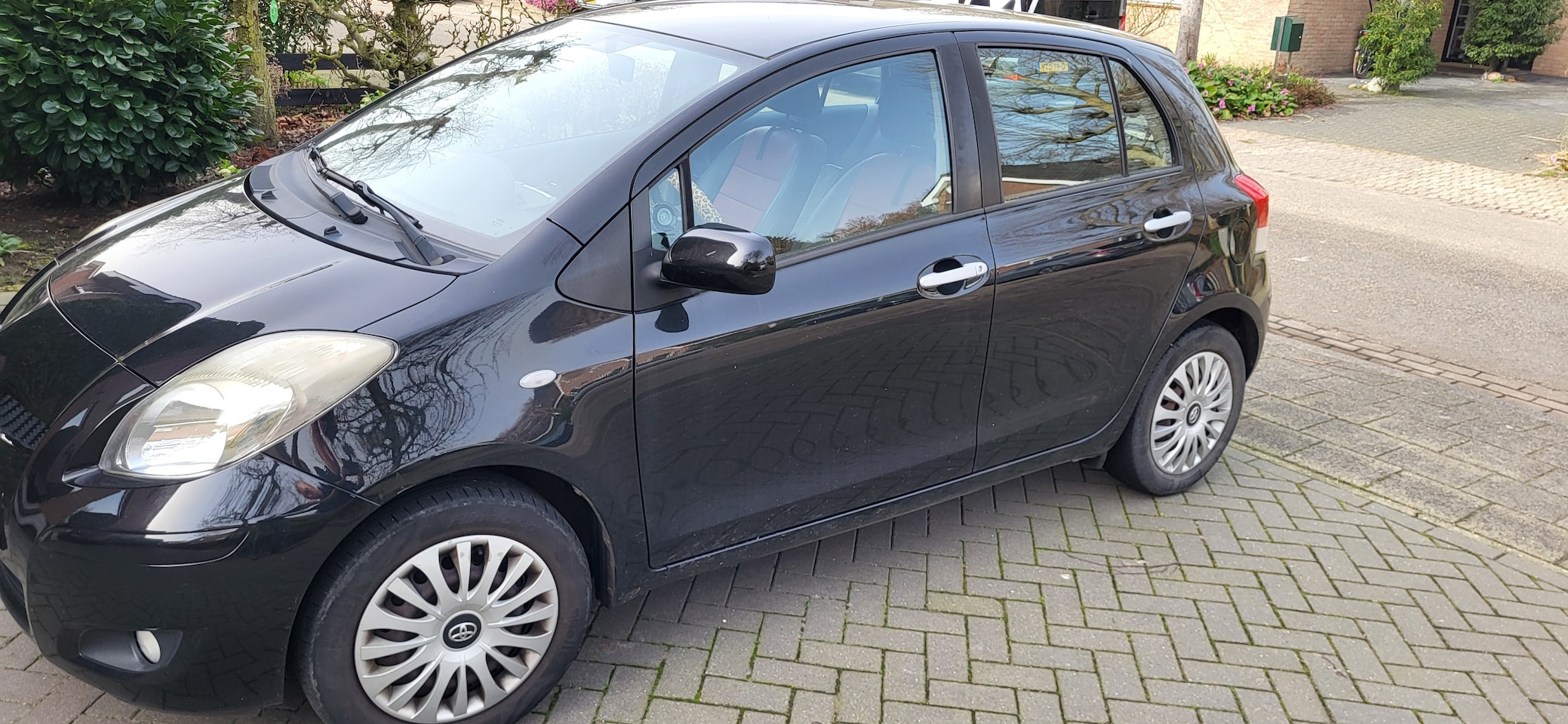 Toyota Yaris - 1.3 VVTi Aspiration - AutoWereld.nl