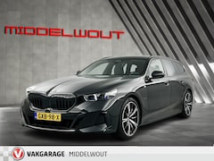 BMW 5-serie Touring - 530e M-Sport Shadow Line Pano-dak/20'LMV/Elek.Trekhaak