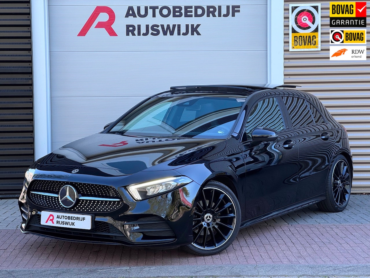 Mercedes-Benz A-klasse - 200 Premium Plus Pano/Sfeer/Camera - AutoWereld.nl