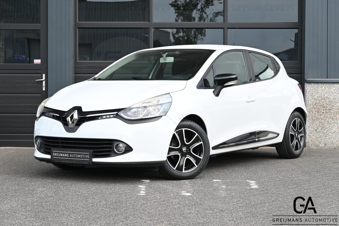 Renault Clio - 0.9 TCe Expression 0.9 TCe Expression - AutoWereld.nl