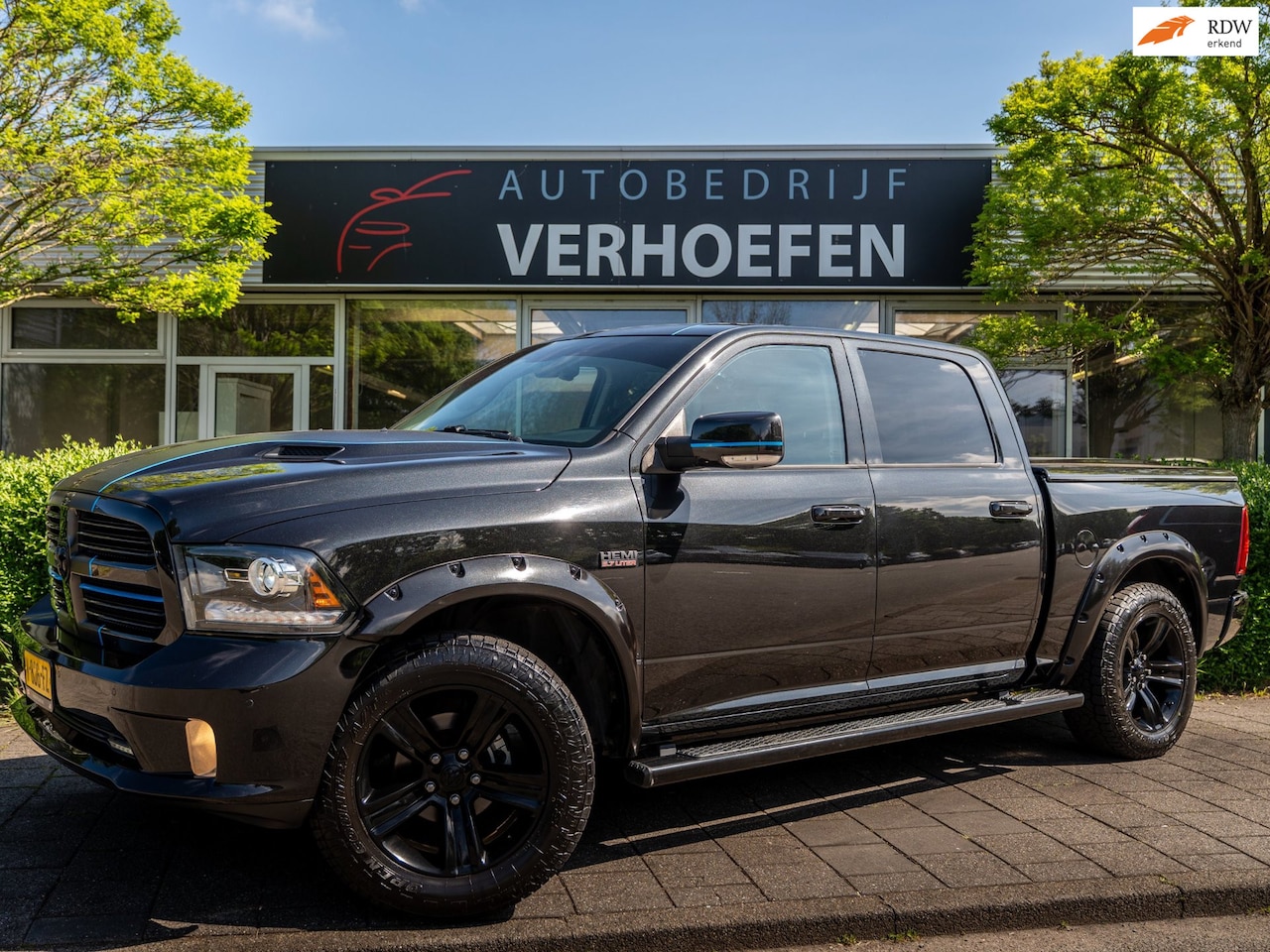 Dodge Ram 1500 - 5.7 V8 Quad Cab 6'4 - PANORAMADAK - STOEL VERW / VERKOEL - STUUR VERW - FULL OPTION ! - AutoWereld.nl