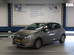 Peugeot 208 - 1.2 VTi Envy / NAP / NAV / CAMERA / 5 DRS / CLIMA