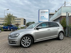 Volkswagen Golf - 1.4 TSI ACT Connected Series Automaat Trekhaak Sportstoelen NAVI DAB+