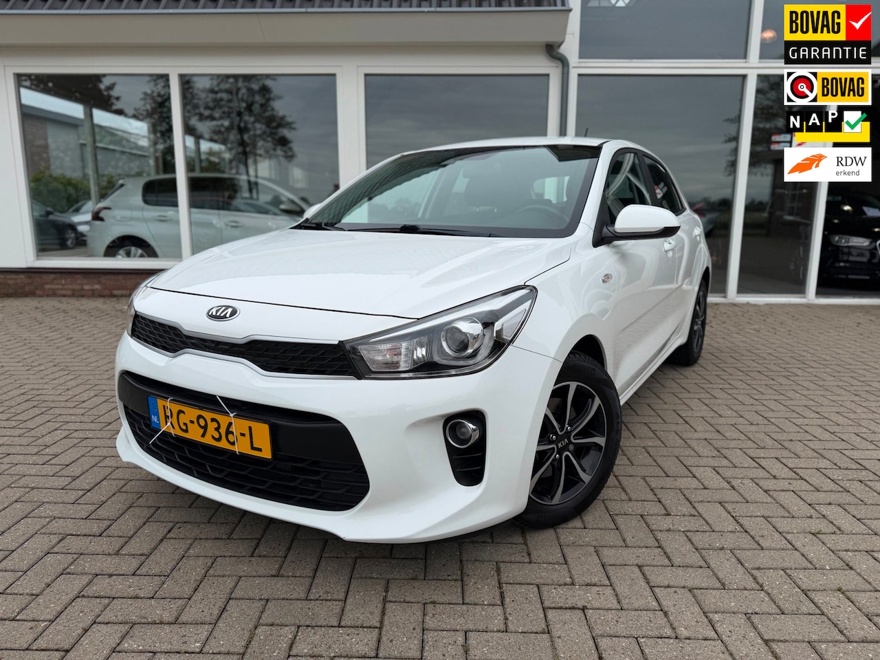 Kia Rio - /1.0 TGDI ComfortPlusLine Navigator/ Carplay/ N.A.P/ Dealer onderhouden - AutoWereld.nl