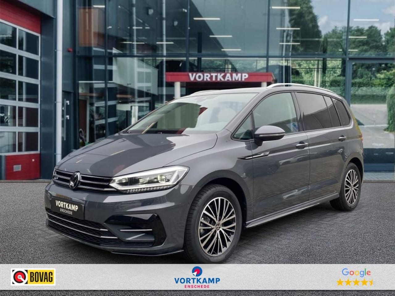 Volkswagen Touran - 1.5 TSI R-LINE 7 PERS. TREKHAAK/ELEK-KLEP/CAMERA/ACC/STOELVERW - AutoWereld.nl