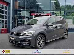 Volkswagen Touran - 1.5 TSI R-LINE 7 PERS. TREKHAAK/ELEK-KLEP/CAMERA/ACC/STOELVERW