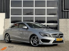 Mercedes-Benz CLA-Klasse - 180 AMG Pakket Clima/AdaptCruise/Camera/Stoelverwarming/Bi-Xenon/Navi