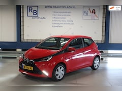 Toyota Aygo - 1.0 VVT-i x-play / DEALER ONDERHOUDEN / NAP / TOP DEAL
