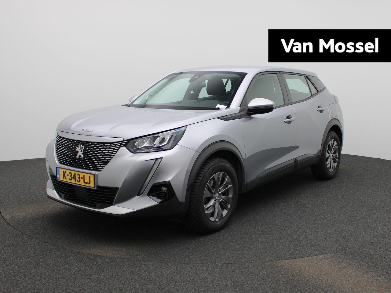 Peugeot e-2008 - EV Blue Lease Active 50 kWh | All season banden | Nav | Camera - AutoWereld.nl