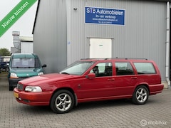 Volvo V70 - 2.5 T, Leder, Automaat